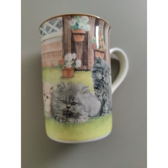 Kittens Cats Coffee Mug Cup Royal Bone China Ceramic Thailand Vintage 8oz. - Picture 8 of 14
